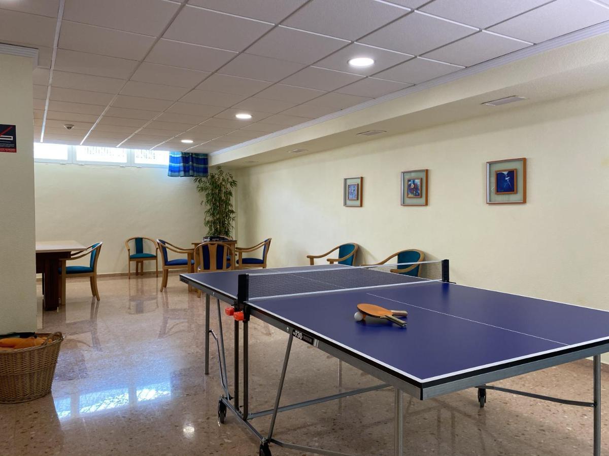 Residencia Mediterraneo 圣维森特德尔拉斯佩奇 外观 照片