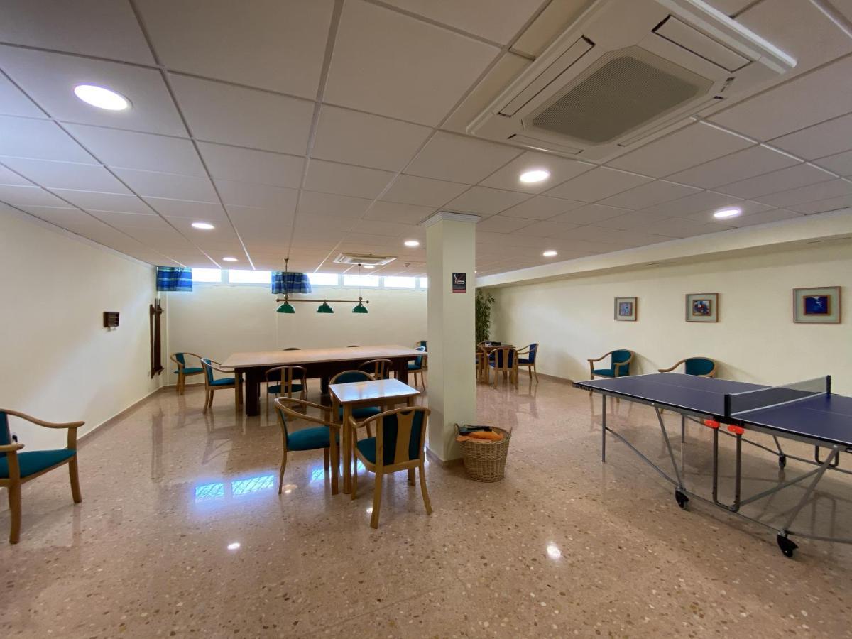 Residencia Mediterraneo 圣维森特德尔拉斯佩奇 外观 照片