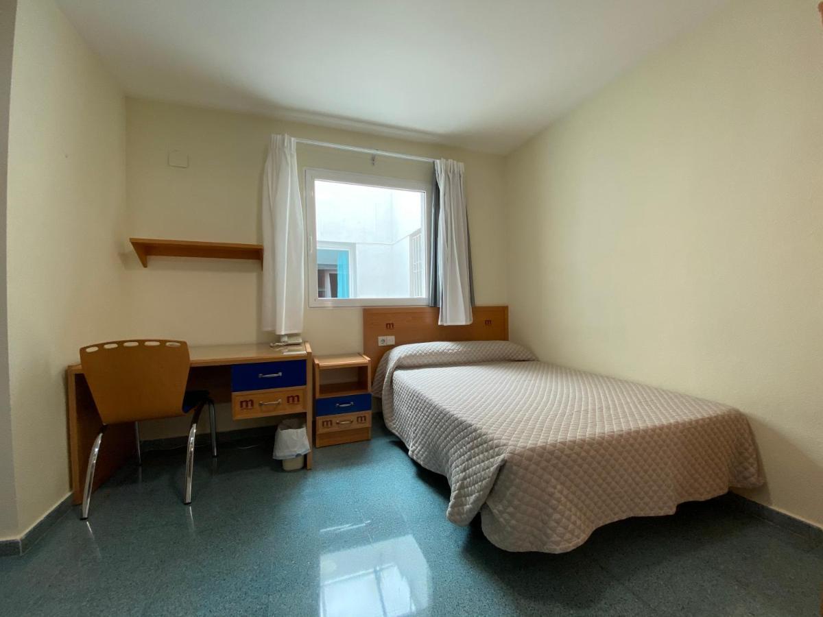 Residencia Mediterraneo 圣维森特德尔拉斯佩奇 外观 照片