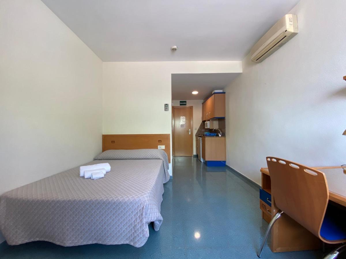 Residencia Mediterraneo 圣维森特德尔拉斯佩奇 外观 照片